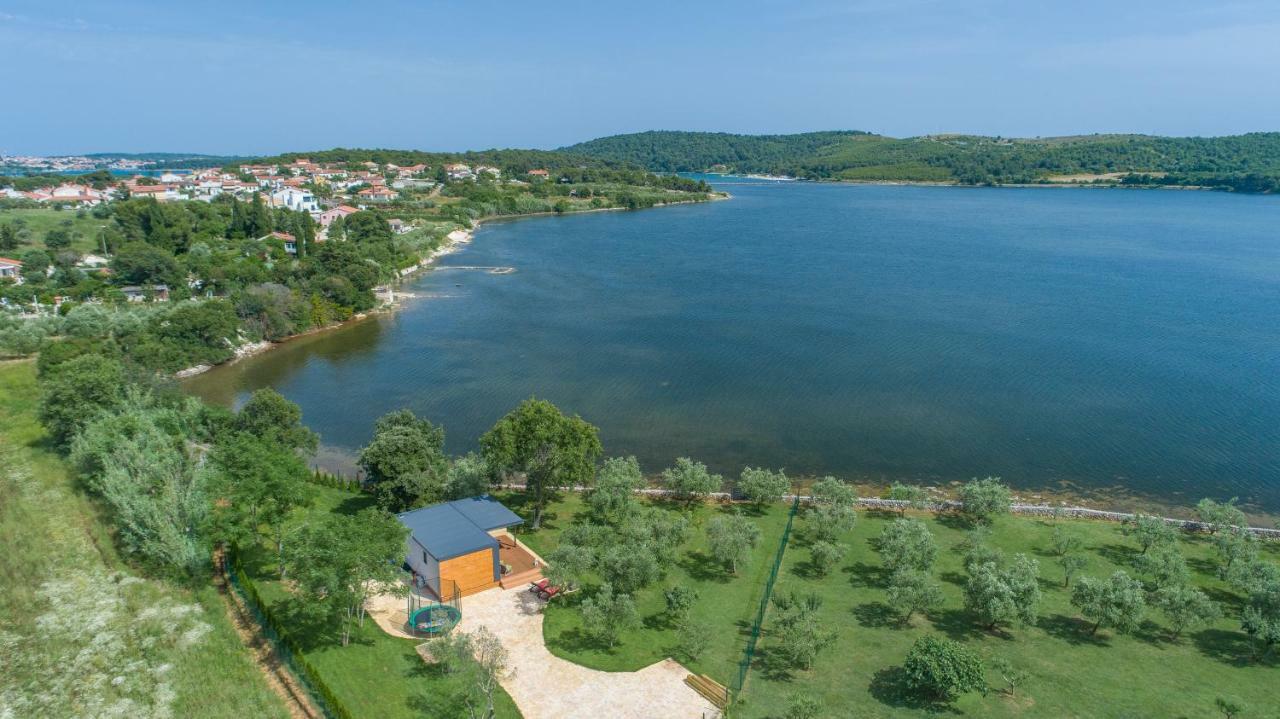 Beach House Ive With Jacuzzi, Pool, Playground And Bbq In An Olive Grove With A Beach, Pomer - Istria Zewnętrze zdjęcie