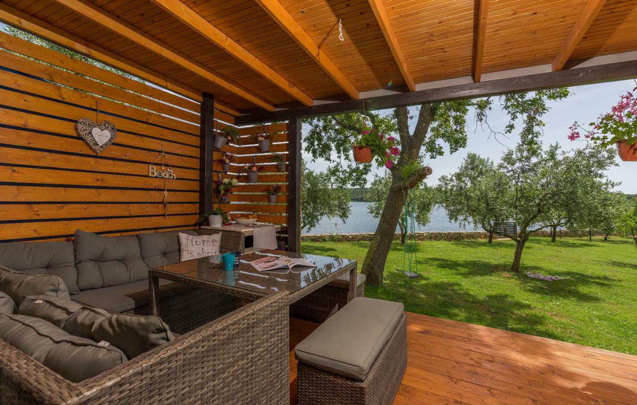 Beach House Ive With Jacuzzi, Pool, Playground And Bbq In An Olive Grove With A Beach, Pomer - Istria Zewnętrze zdjęcie
